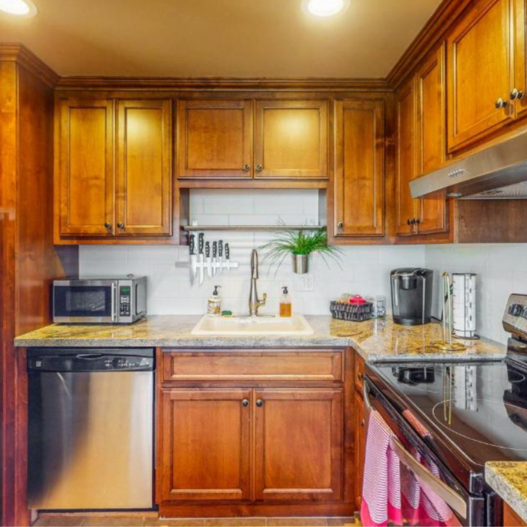 kitchen of villa in the vineyard Guglielmo Winery Villa in the Vineyard Morgan Hill